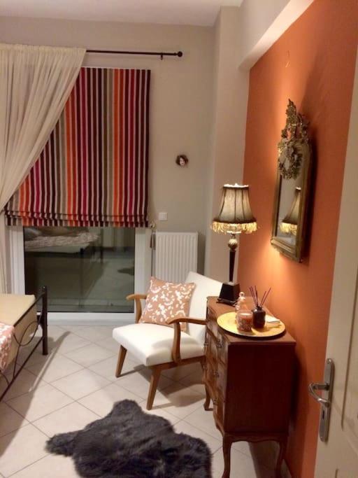 Central Spacious Apartment 70Sqm Tripoli Exterior photo